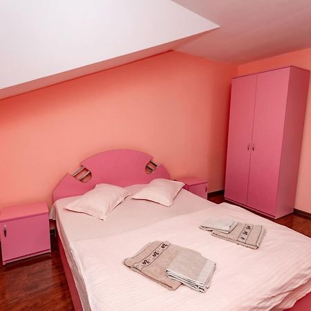 Complex Stefanesti Hotel Bozovici Buitenkant foto
