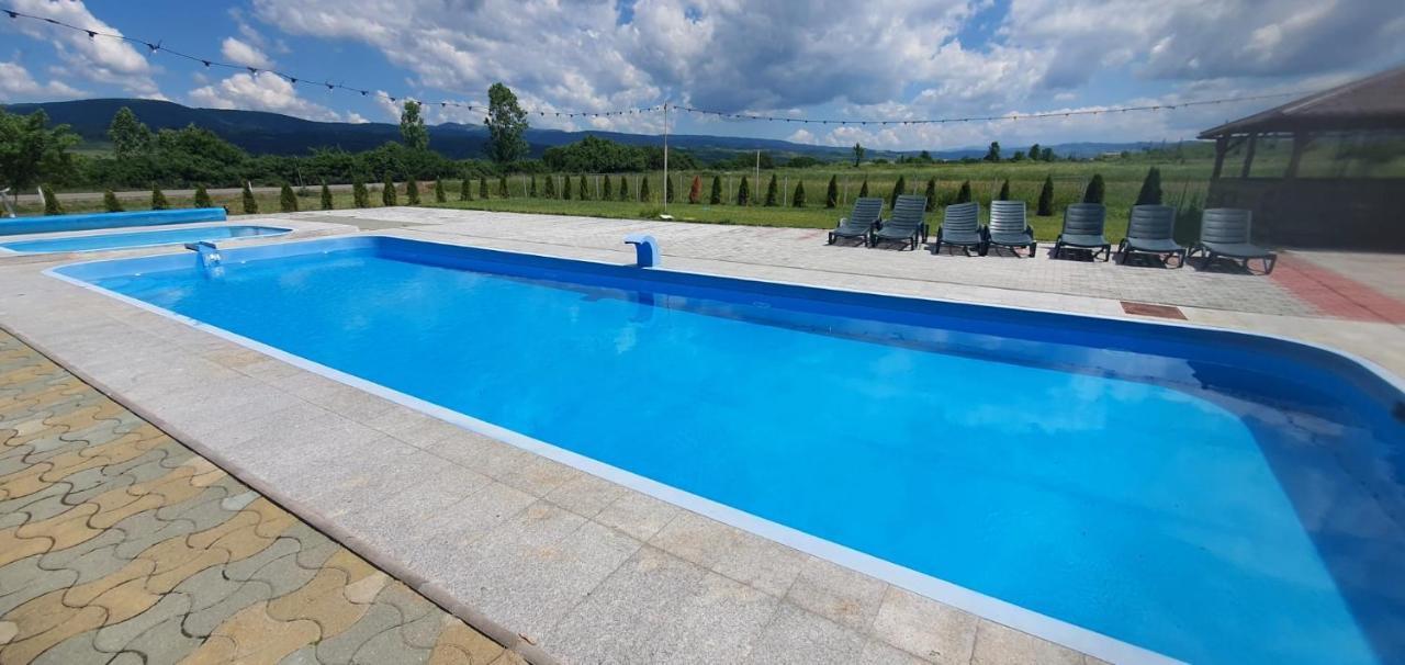 Complex Stefanesti Hotel Bozovici Buitenkant foto